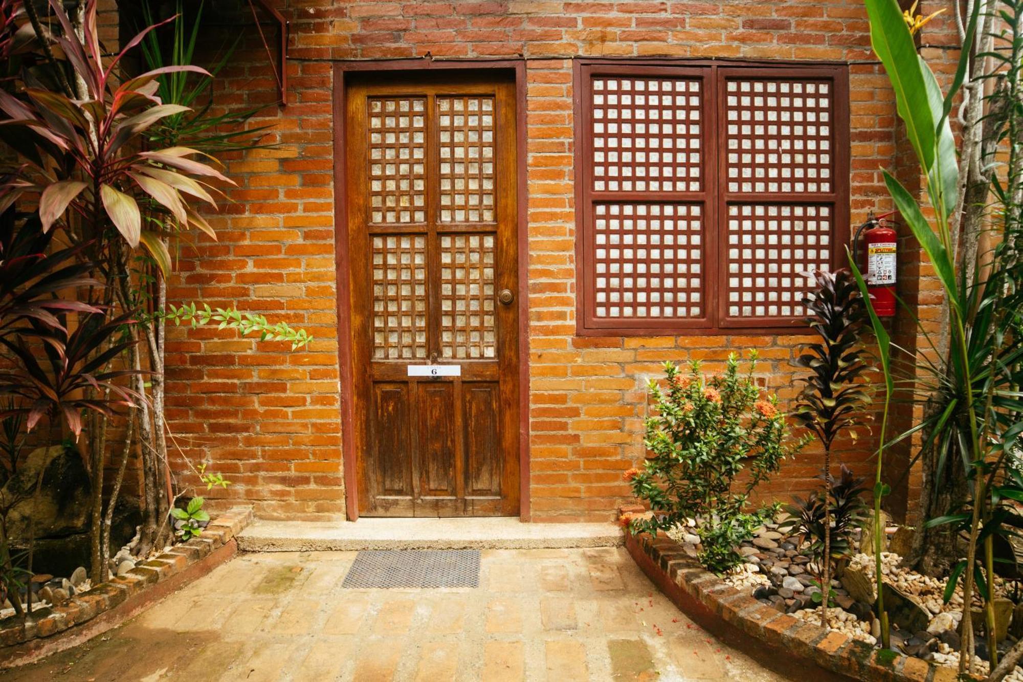 Marina Palawan Boutique Nature Resort Puerto Princesa Exterior foto